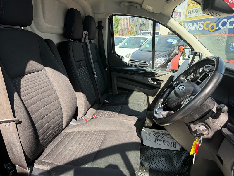 Ford 2.0 280 EcoBlue Limited Panel Van 5dr Diesel Auto L1 H1 Euro 6 (s/s) (170 ps)