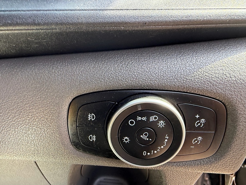 Ford 2.0 280 EcoBlue Limited Panel Van 5dr Diesel Auto L1 H1 Euro 6 (s/s) (170 ps)