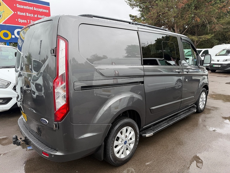 Ford 2.0 320 EcoBlue Limited Crew Van Double Cab 5dr Diesel Auto L1 H1 Euro 6 (s/s) (6 Seat) (130 ps)