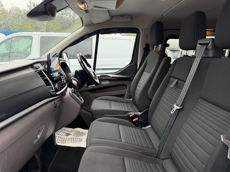 Ford 2.0 320 EcoBlue Limited Crew Van Double Cab 5dr Diesel Auto L1 H1 Euro 6 (s/s) (6 Seat) (130 ps)