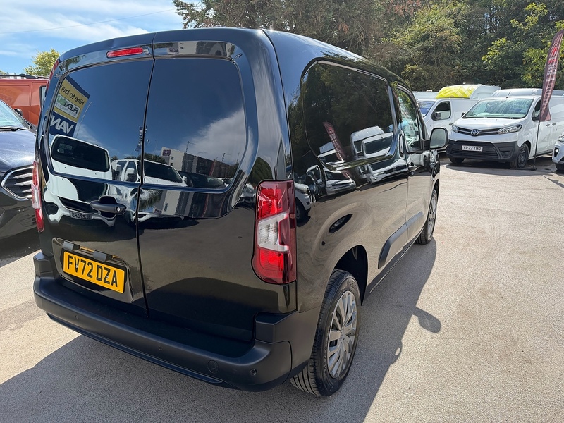 Peugeot 1.5 BlueHDi 1000 Professional Premium Standard Panel Van 5dr Diesel Manual SWB Euro 6 (100 bhp)