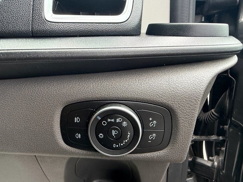 Ford 2.0 280 EcoBlue Limited Panel Van 5dr Diesel Manual L1 H1 Euro 6 (s/s) (130 ps)