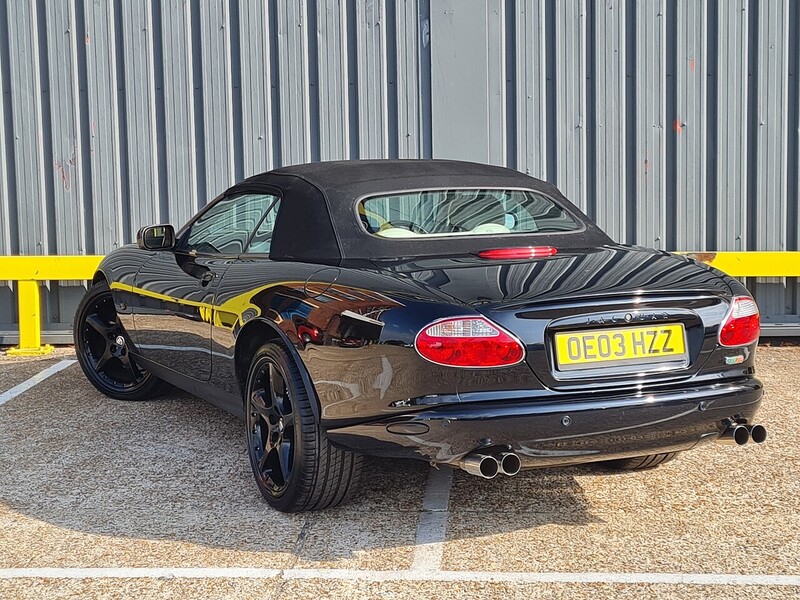 Jaguar 4.2 Supercharged Convertible 2dr Petrol Automatic (304 g/km, 400 bhp)