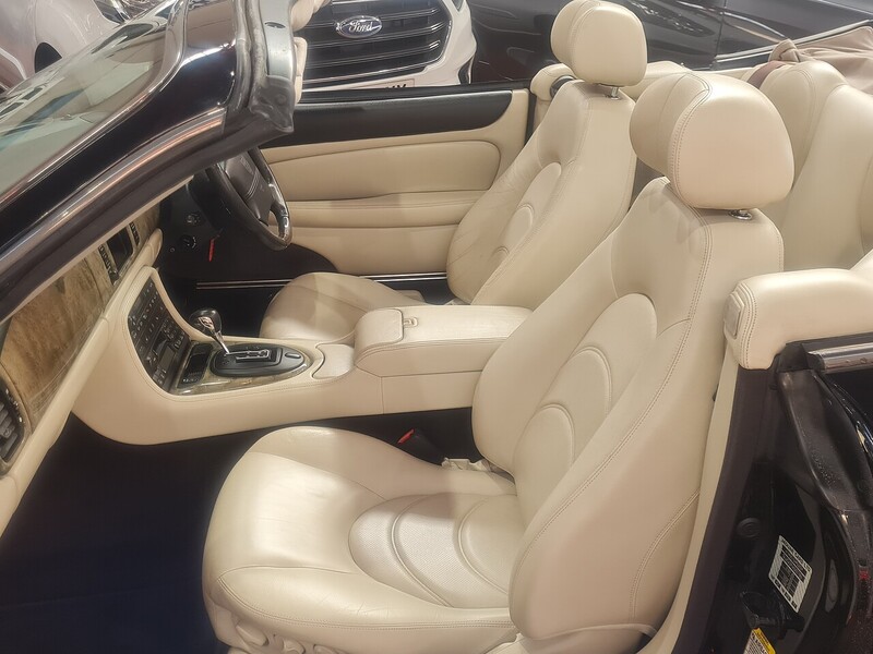 Jaguar 4.2 Supercharged Convertible 2dr Petrol Automatic (304 g/km, 400 bhp)