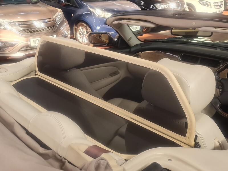 Jaguar 4.2 Supercharged Convertible 2dr Petrol Automatic (304 g/km, 400 bhp)
