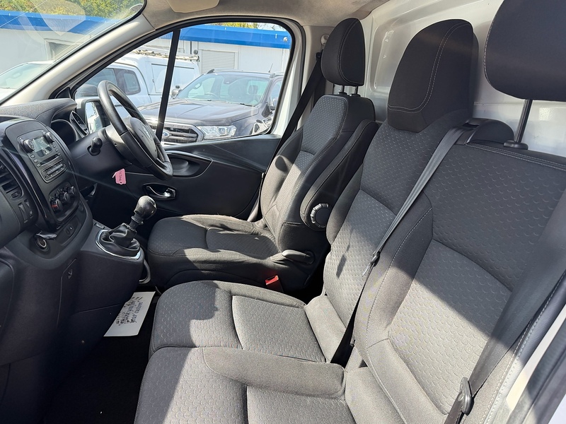 Vauxhall 1.6 CDTi 2700 Sportive Panel Van 5dr Diesel Manual L1 H1 Euro 6 (120 ps)