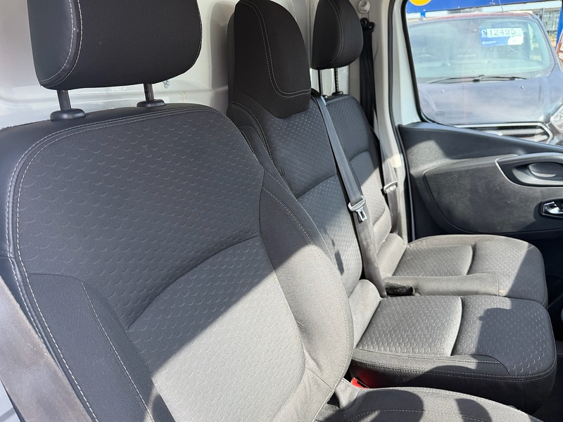 Vauxhall 1.6 CDTi 2700 Sportive Panel Van 5dr Diesel Manual L1 H1 Euro 6 (120 ps)