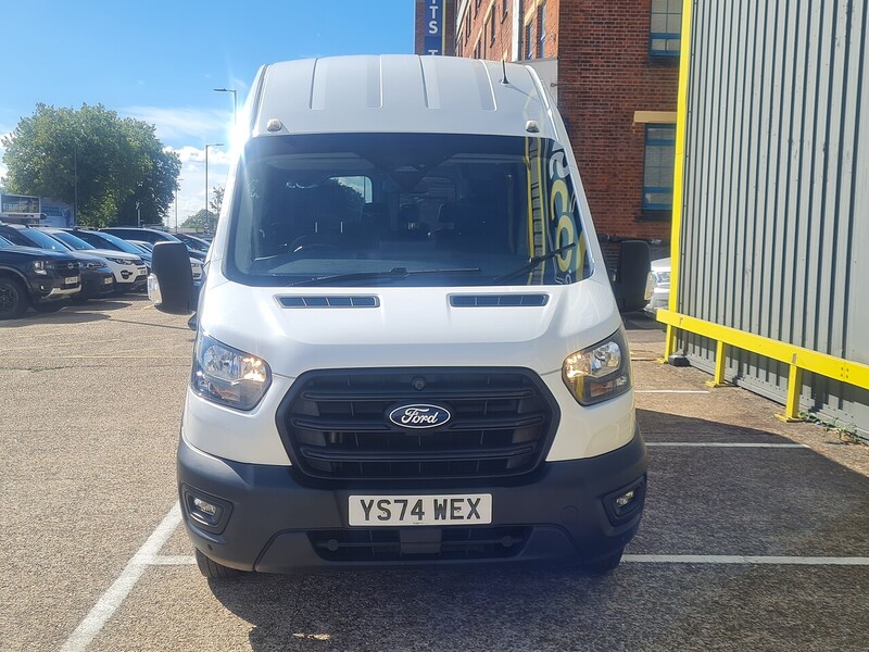 Ford 2.0 460 EcoBlue Leader Minibus Double Cab 5dr Diesel Manual RWD L4 H3 Euro 6 (s/s) (17 Seat, DRW) (165 ps)
