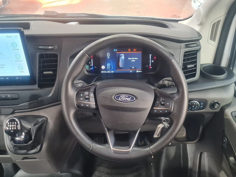Ford 2.0 460 EcoBlue Leader Minibus Double Cab 5dr Diesel Manual RWD L4 H3 Euro 6 (s/s) (17 Seat, DRW) (165 ps)