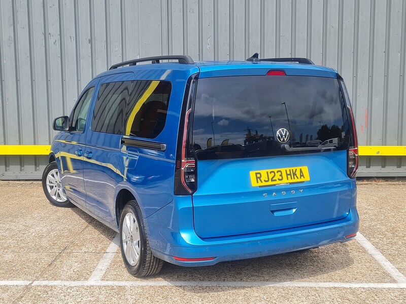 Volkswagen 2.0 TDI Life MPV 5dr Diesel DSG Euro 6 (s/s) (122 ps)
