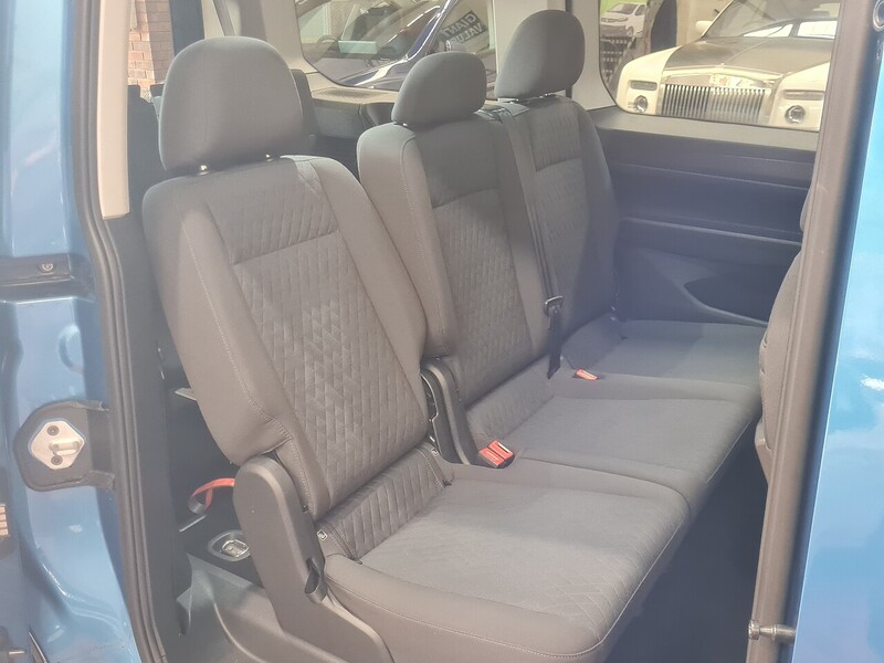 Volkswagen 2.0 TDI Life MPV 5dr Diesel DSG Euro 6 (s/s) (122 ps)