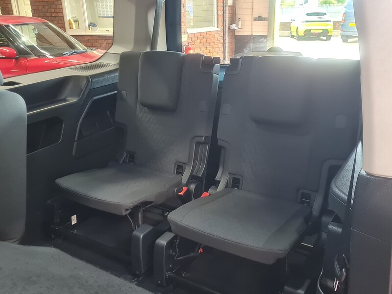 Volkswagen 2.0 TDI Life MPV 5dr Diesel DSG Euro 6 (s/s) (122 ps)