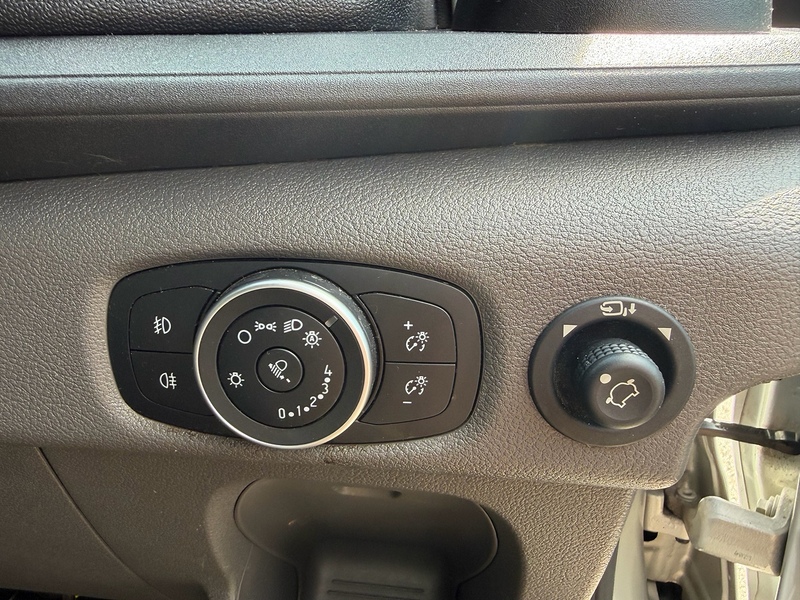 Ford 2.0 350 EcoBlue MHEV Limited Panel Van 5dr Diesel Manual FWD L2 H2 Euro 6 (s/s) (130 ps)