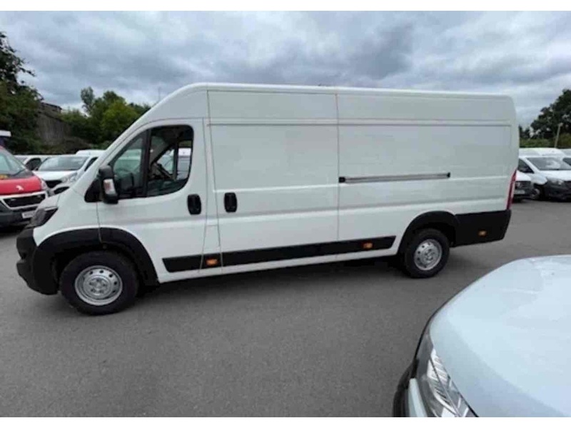 Peugeot Bluehdi 435 L4h2 Professional P/V 2.2 5dr Panel Van Manual Diesel Panel Van Manual Diesel