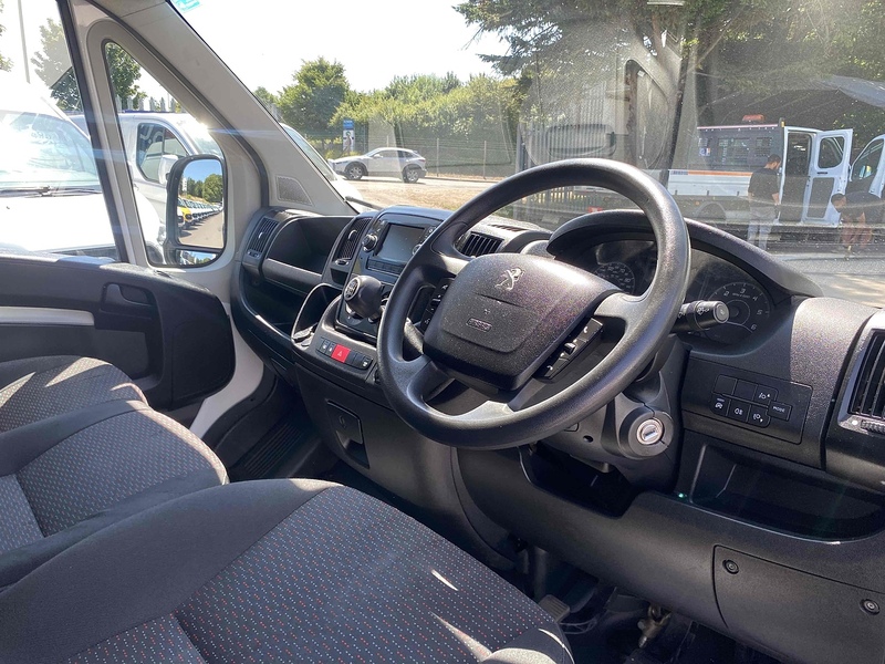 Peugeot Boxer Blue Hdi 435 L4h2 P/V Panel Van 2.0 Manual Diesel