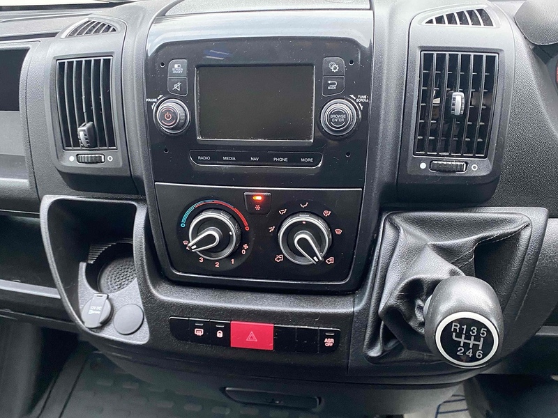 Peugeot Boxer Bluehdi 335 L3h2 Professional P/V Panel Van 2.2 Manual Diesel