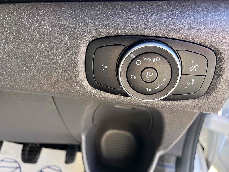 Ford 280 Leader P/V Ecoblue 2.0 5dr Panel Van Manual Diesel