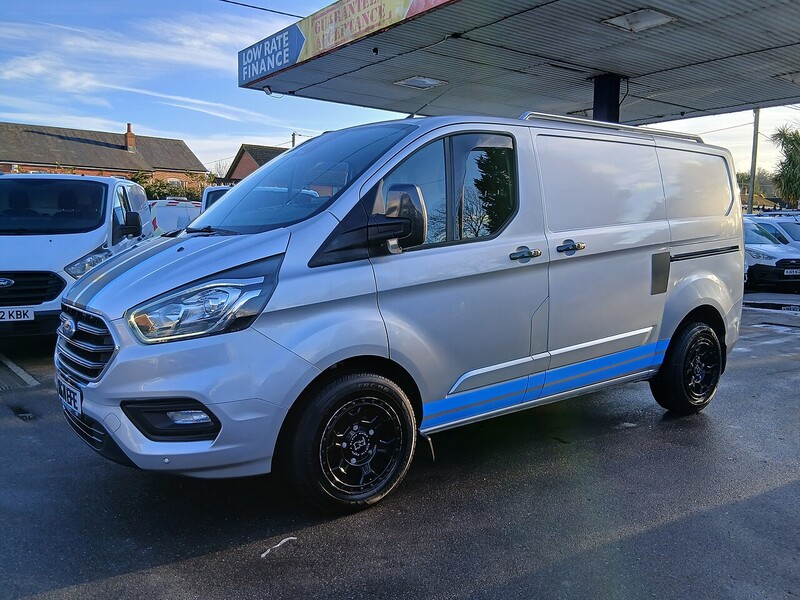 Ford 300 Limited P/V Ecoblue 2.0 5dr Panel Van Manual Diesel