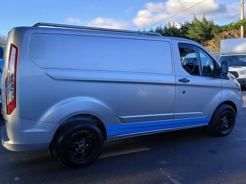 Ford 300 Limited P/V Ecoblue 2.0 5dr Panel Van Manual Diesel