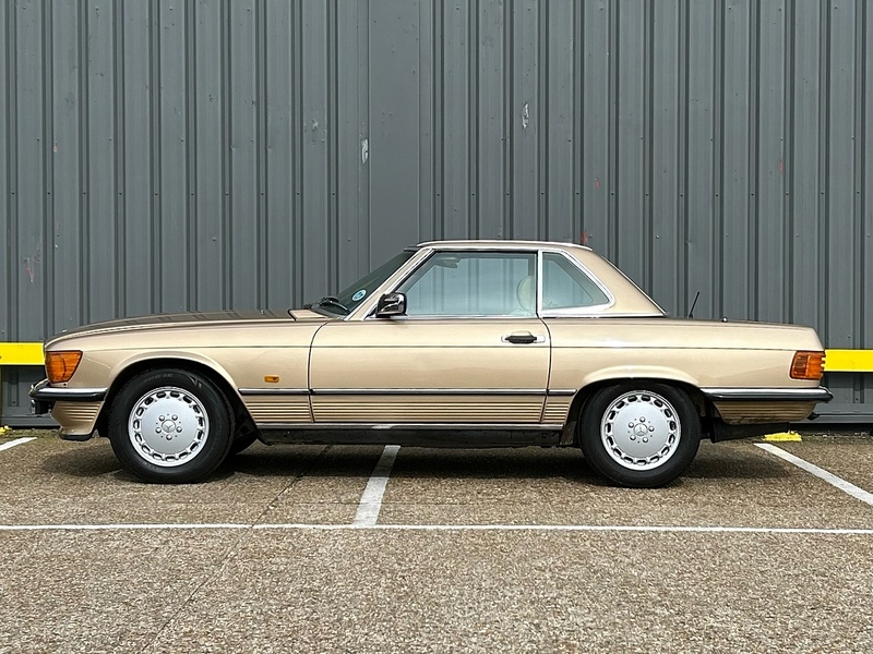 Mercedes-Benz Sl/Sec Series Sl Convertible 3.0 Automatic Petrol 3.0 2dr Convertible Automatic Petrol