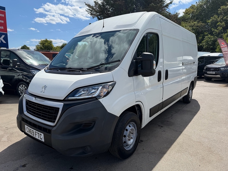 Peugeot Boxer Boxer Bluehdi 335 L3h2 Professional P/V Panel Van 2.2 Manual Diesel