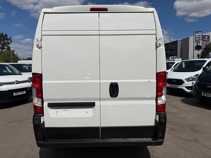 Peugeot Boxer Boxer Bluehdi 335 L3h2 Professional P/V Panel Van 2.2 Manual Diesel