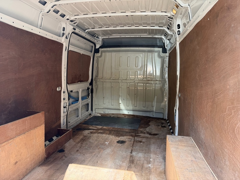 Peugeot Boxer Boxer Bluehdi 335 L3h2 Professional P/V Panel Van 2.2 Manual Diesel