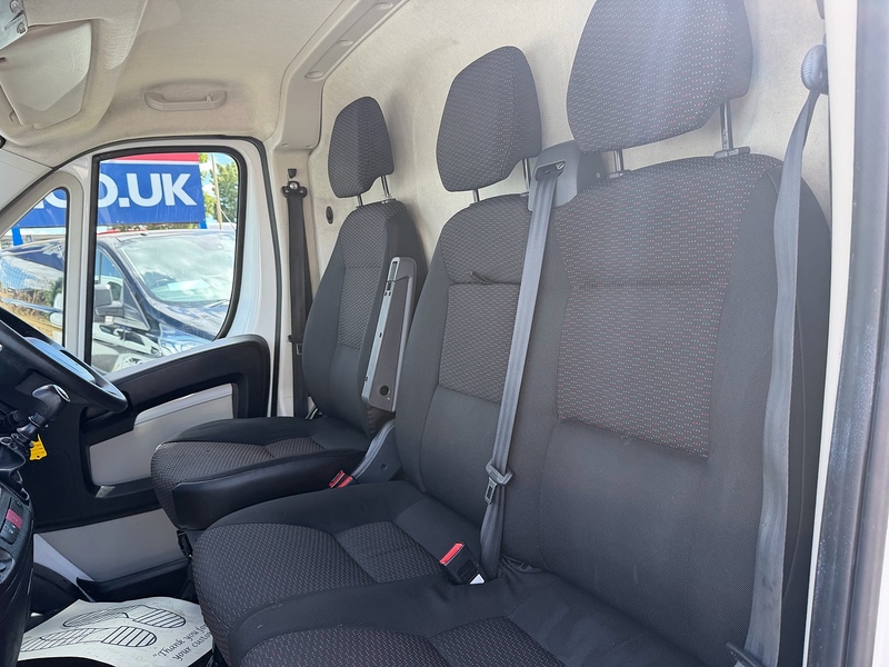 Peugeot Boxer Boxer Bluehdi 335 L3h2 Professional P/V Panel Van 2.2 Manual Diesel