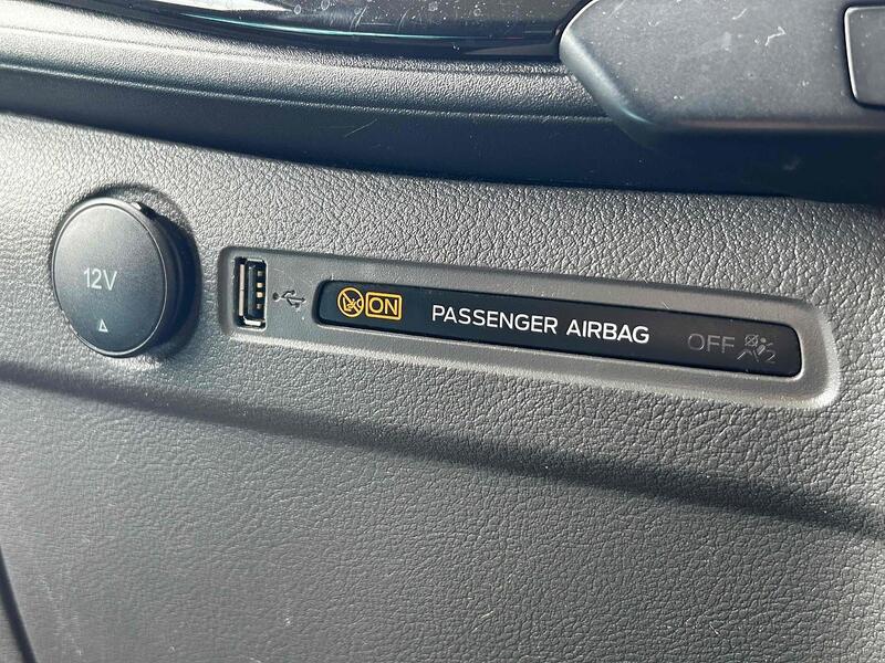 Ford 320 Limited Lr Dciv P/V 2.0 Panel Van Automatic Diesel 2.0 Crew Van Automatic Diesel