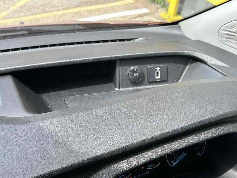 Ford 320 Limited Lr Dciv P/V 2.0 Panel Van Automatic Diesel 2.0 Crew Van Automatic Diesel