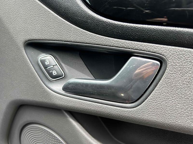 Ford 320 Limited Lr Dciv P/V 2.0 Panel Van Automatic Diesel 2.0 Crew Van Automatic Diesel