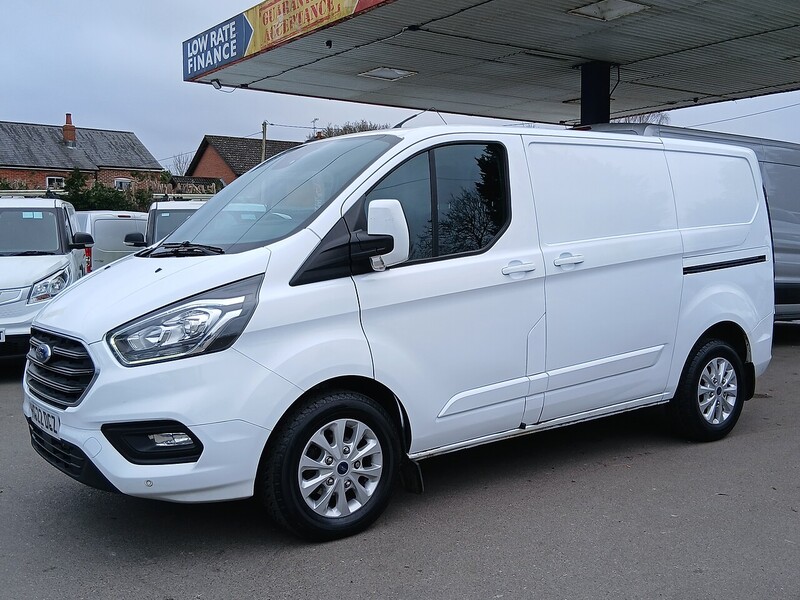 Ford Transit Custom 300 Limited P/V Ecoblue Panel Van 2.0 Manual Diesel