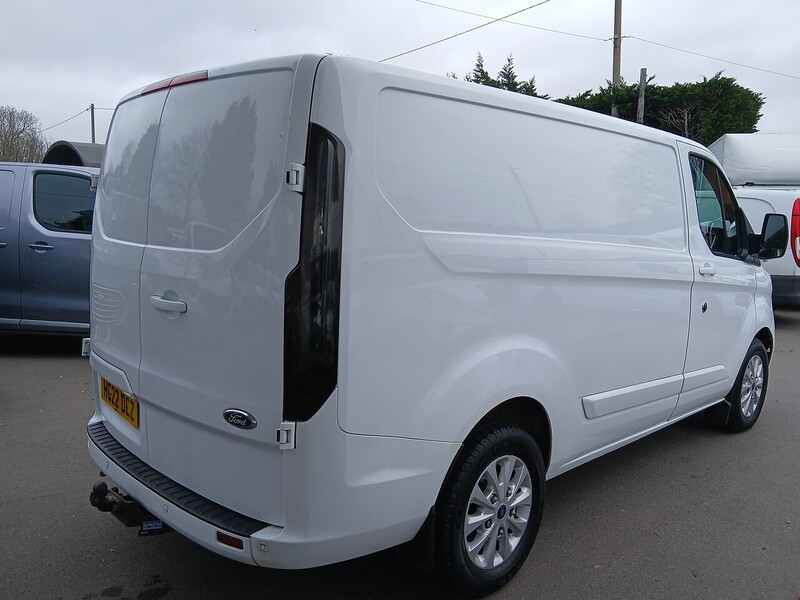 Ford Transit Custom 300 Limited P/V Ecoblue Panel Van 2.0 Manual Diesel
