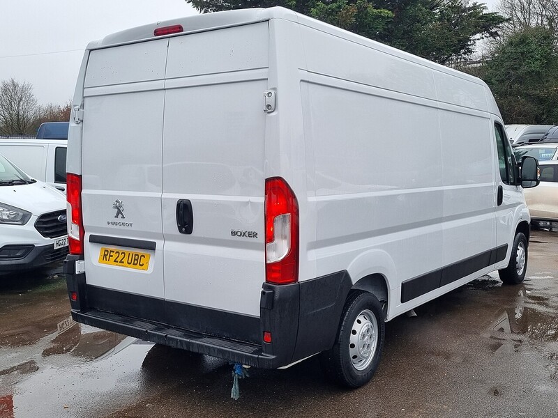 Peugeot 2.2 BlueHDi 335 Professional Panel Van 5dr Diesel Manual L3 H2 Euro 6 (s/s) (140 ps)