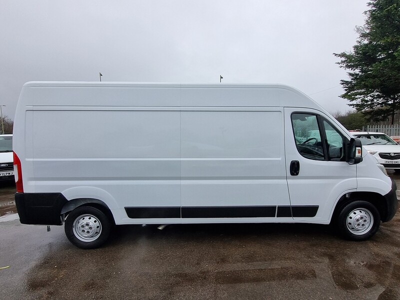 Peugeot 2.2 BlueHDi 335 Professional Panel Van 5dr Diesel Manual L3 H2 Euro 6 (s/s) (140 ps)