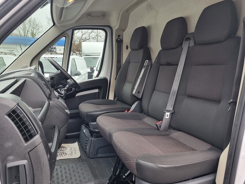 Peugeot 2.2 BlueHDi 335 Professional Panel Van 5dr Diesel Manual L3 H2 Euro 6 (s/s) (140 ps)