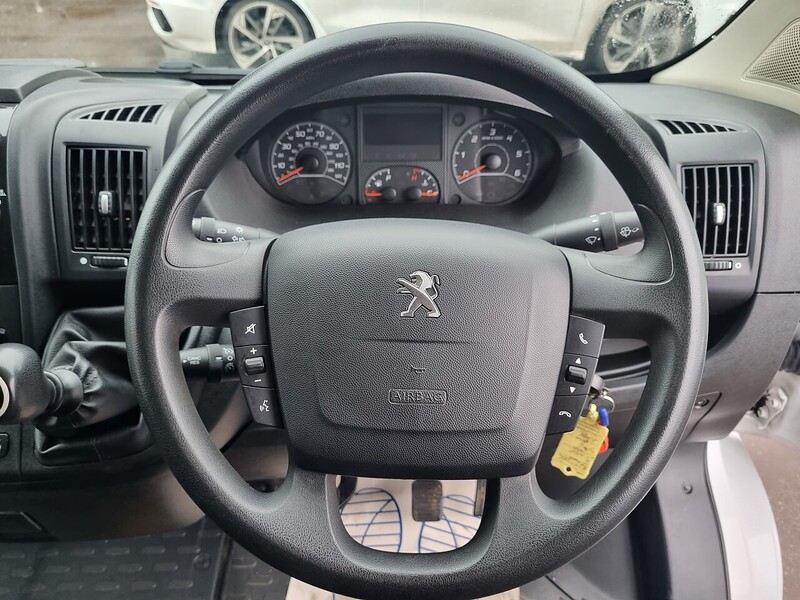Peugeot 2.2 BlueHDi 335 Professional Panel Van 5dr Diesel Manual L3 H2 Euro 6 (s/s) (140 ps)