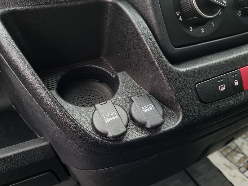 Peugeot 2.2 BlueHDi 335 Professional Panel Van 5dr Diesel Manual L3 H2 Euro 6 (s/s) (140 ps)