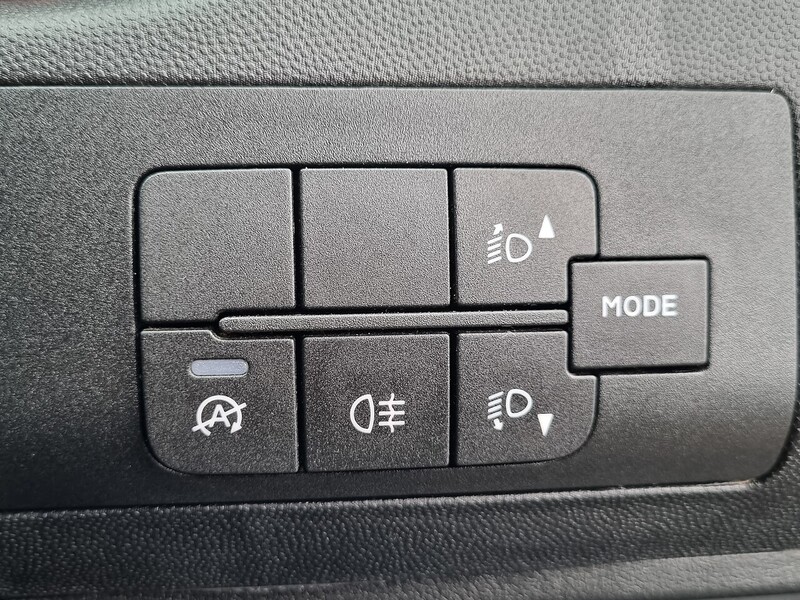 Peugeot 2.2 BlueHDi 335 Professional Panel Van 5dr Diesel Manual L3 H2 Euro 6 (s/s) (140 ps)