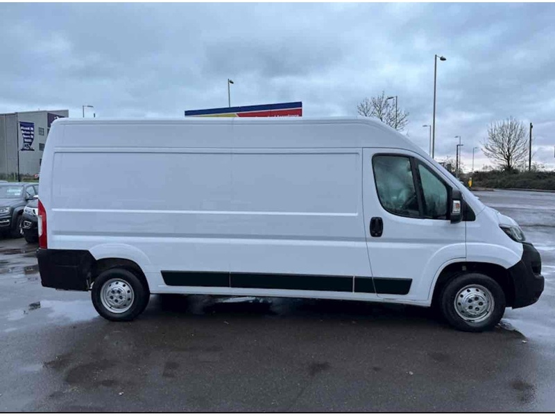 Peugeot 2.2 BlueHDi 335 Professional Panel Van 5dr Diesel Manual L3 H2 Euro 6 (s/s) (140 ps) Panel Van Manual Diesel