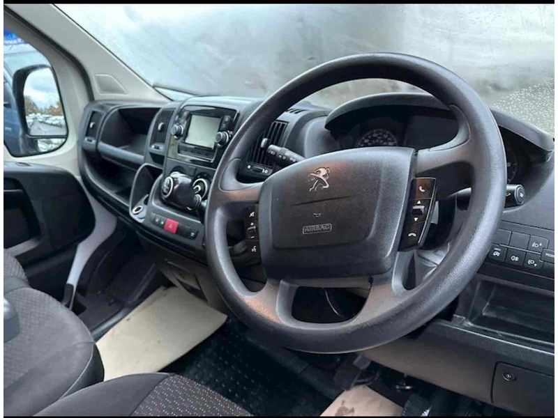 Peugeot 2.2 BlueHDi 335 Professional Panel Van 5dr Diesel Manual L3 H2 Euro 6 (s/s) (140 ps) Panel Van Manual Diesel