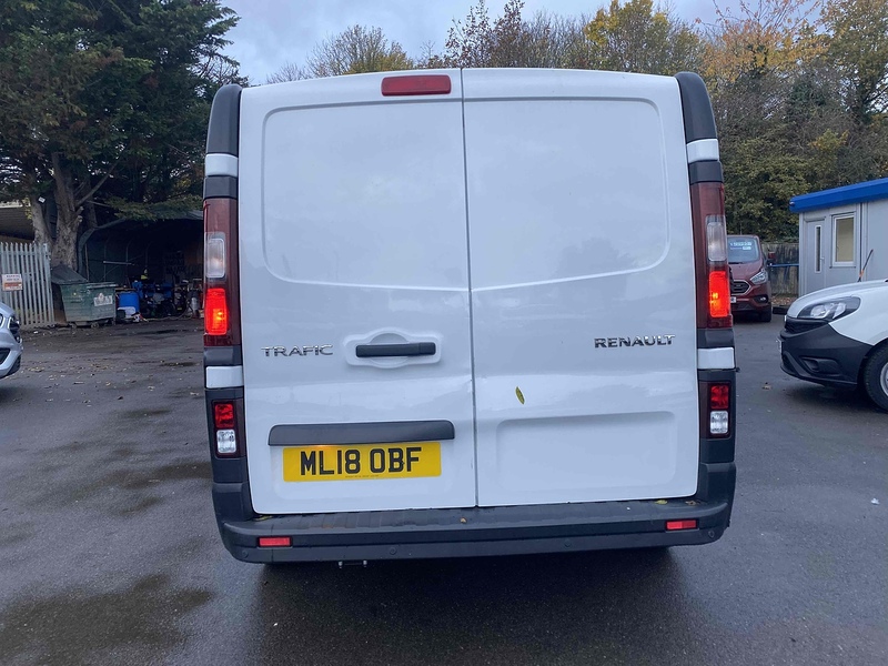 Renault 1.6 dCi 27 Business Panel Van 5dr Diesel Manual SWB Standard Roof Euro 6 (120 ps)