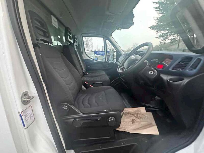 Iveco 70C18 3.0 Box Van Automatic Diesel Box Van Automatic Diesel