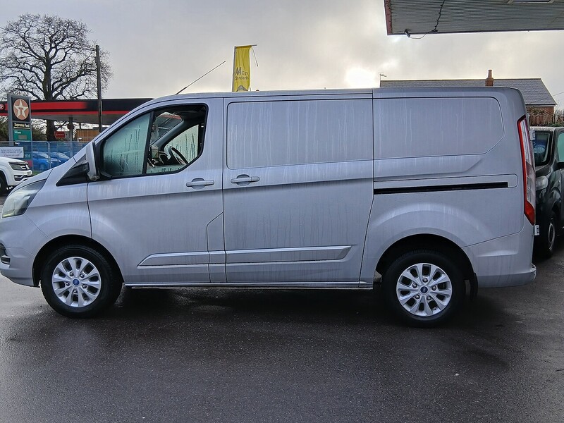 Ford 300 EcoBlue Limited Panel Van 2.0 Manual Diesel