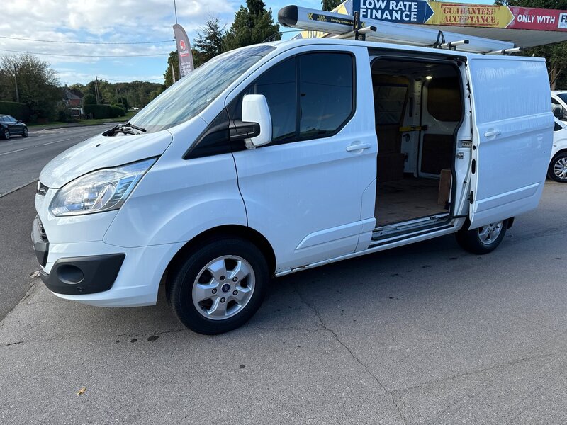 Ford TDCi 270 Limited Panel Van 2.0 Manual Diesel