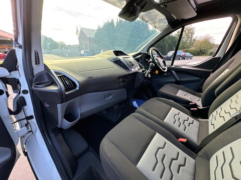 Ford TDCi 270 Limited Panel Van 2.0 Manual Diesel