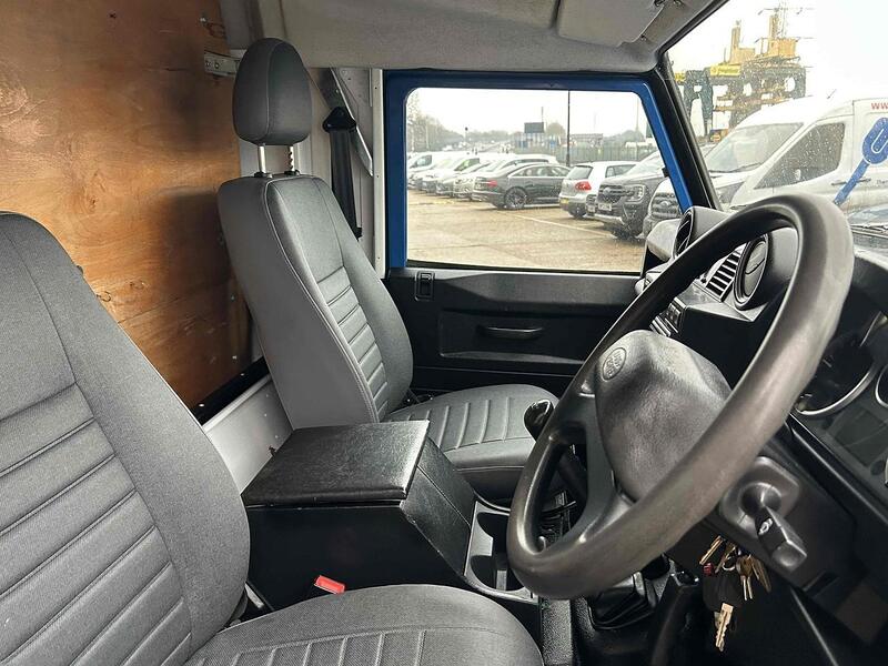 Land Rover 2.2 TDCi Hard Top 3dr Diesel Manual 4WD Euro 5 (122 ps) SUV Manual Diesel