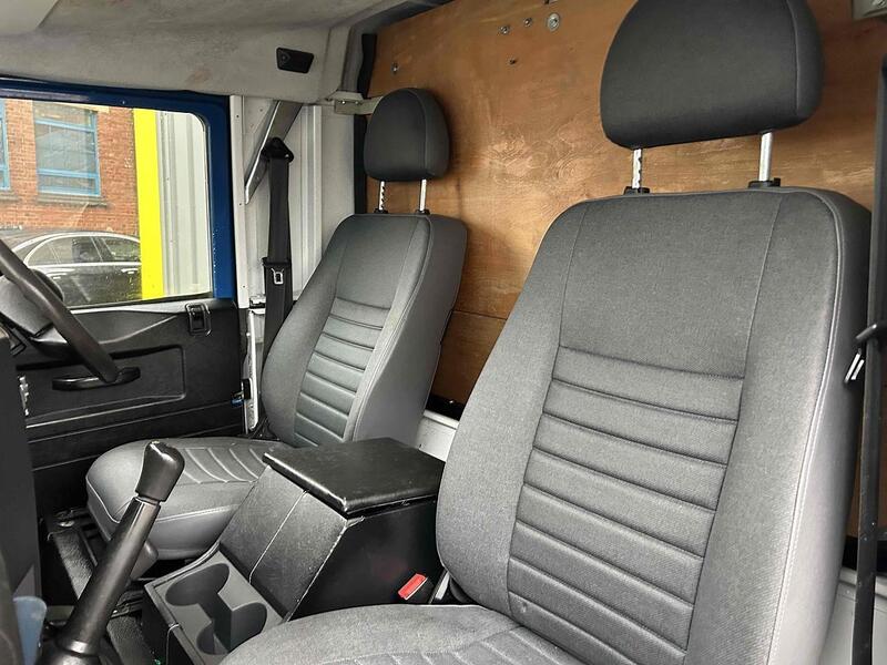 Land Rover 2.2 TDCi Hard Top 3dr Diesel Manual 4WD Euro 5 (122 ps) SUV Manual Diesel