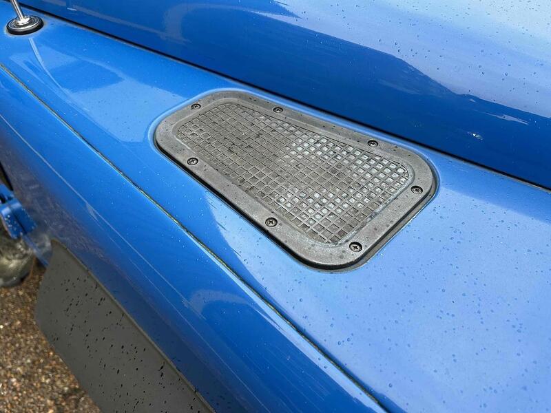 Land Rover 2.2 TDCi Hard Top 3dr Diesel Manual 4WD Euro 5 (122 ps) SUV Manual Diesel