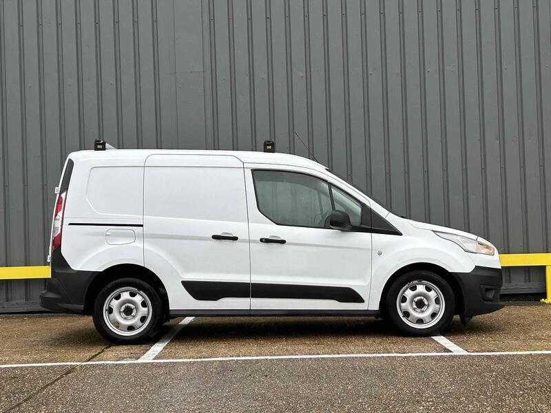 Ford 1.5 220 EcoBlue DCIV 6dr Diesel Manual Euro 6 (s/s) (75 ps) Combi Van Manual Diesel Combi Van Manual Diesel Combi Van Manual Diesel